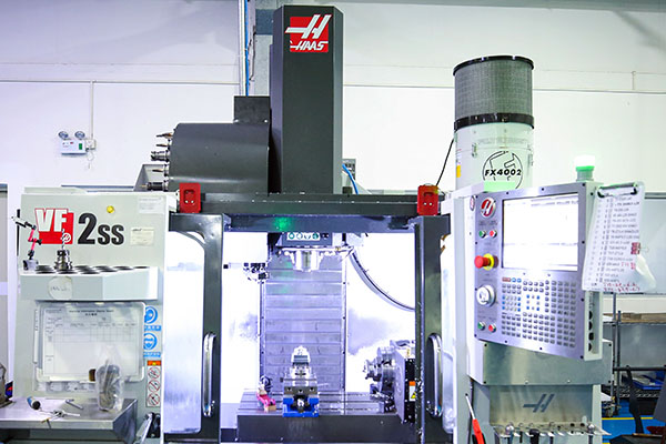 CNC milling center at Star Rapid